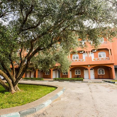 Complexe El Bassatine Hotel Beni Mellal Exterior foto