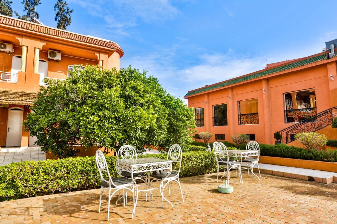 Complexe El Bassatine Hotel Beni Mellal Exterior foto
